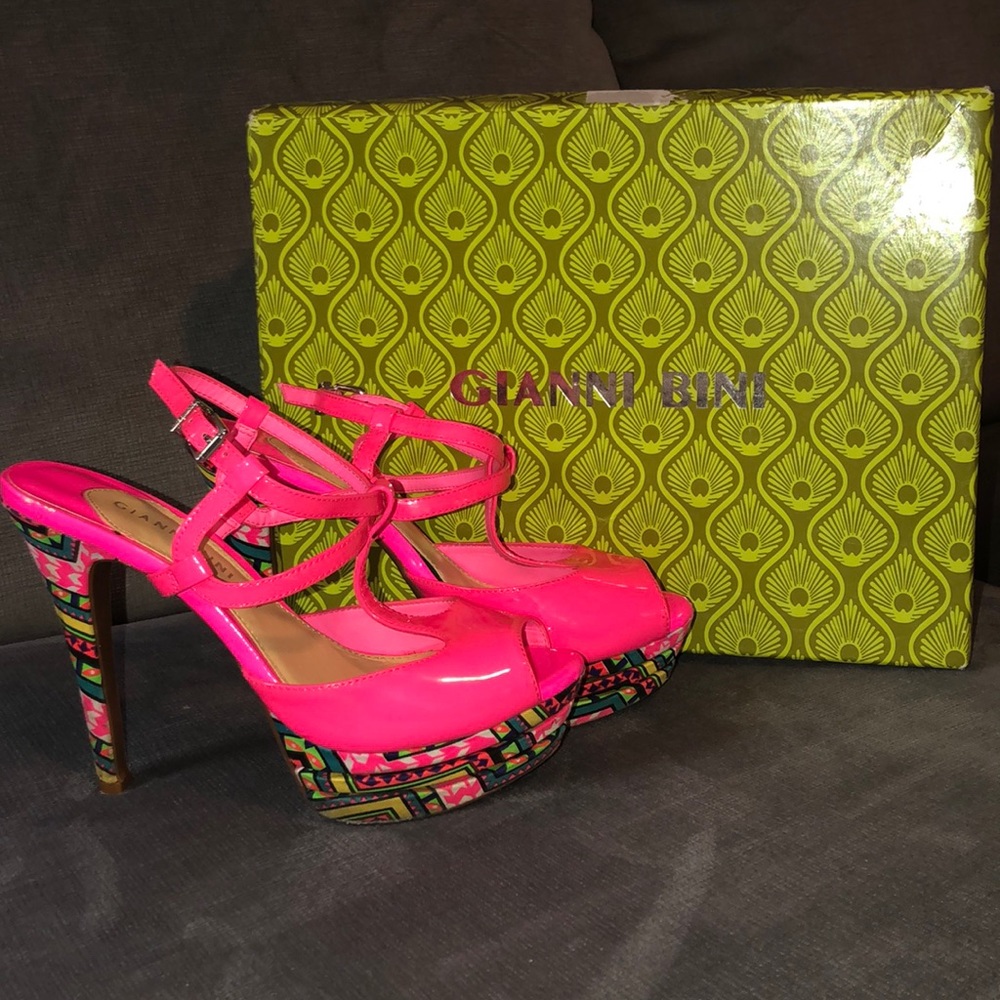 Gianni Bini Princess Pop Patent Leather Heels